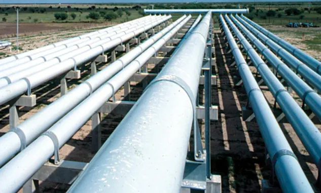 Above-ground pipeline runs on supports